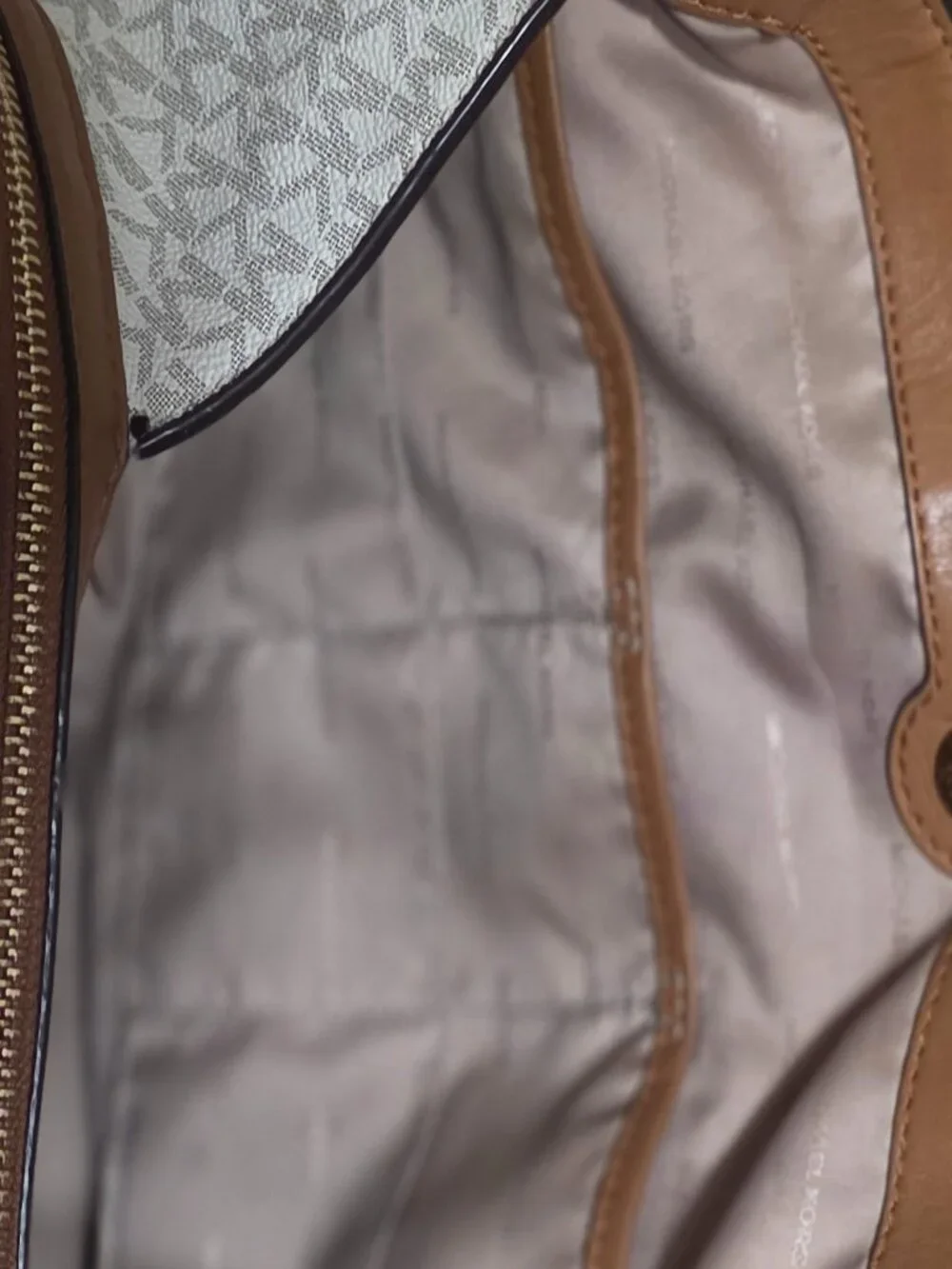Michael Kors Bedford Large Vanilla Monogram Shoulder Bag Hobo Leather Trim
